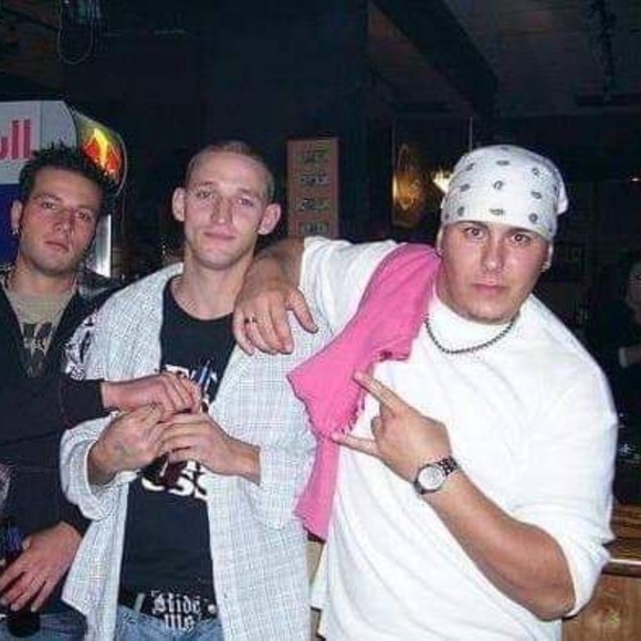 Meet your Awesome Posher, $ TiM $ - Picture 2 of 5